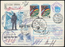 Szergej Avdejev (1956- ), Anatolij Szolovjev (1948- ), Klaus-Dietrich Flade (1952- ), Alekszandr Viktorenko (1947- ), Alekszandr Volkov (1948- ) és Szergej Krikalev (1958- ) űrhajósok aláírásai emlékborítékon /  Signatures of Sergei Avdeyev (1956- ), Anatoliy Solovyev (1948- ), Klaus-Dietrich Flade (1952- ), Aleksandr Viktorenko (1947- ), Aleksandr Volkov (1948- ) and Sergei Krikalev (1958- ) astronauts on envelope
