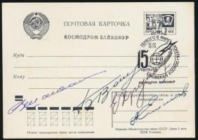 Jevgenyij Hrunov (1933-2000), Vlagyimir Satalov (1927- ), Alekszej Jeliszejev (1934- ) és Borisz Volinov (1934- ) szovjet űrhajósok aláírásai emlék levelezőlapon /  Signatures of Evgeniy Hrunov (1933-2000), Vladimir Shatalov (1927- ), Aleksei Eliseyev (1934- ) and Boris Volinov (1934- ) Soviet astronauts on postcard