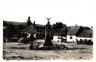 8 db MODERN megíratlan erdélyi városképes fotólap, az 50-es évekből, 2 másodpéldánnyal, Turul emlékm...