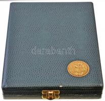 Ifj. Szlávics László (1959- ) 1993-  "Dr. Flór Ferenc" egyoldalas Br plakett, díjplakett a...