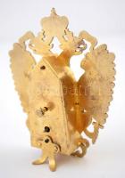 XX. század: Osztrák császári sast ábrázoló zappler óra, Aranyozott réz. Kézi vésés. Felhúzókulccsal,...