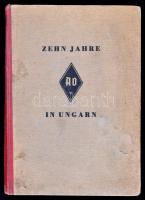 Zehn Jahre A(Ausland)O(Organisation) in Ungarn. Bp., (1943) , Deutschen Nachrichten(NSDAP kiadvány). Félvászon kötés, képekkel illusztrált, kopottas állapotban / half linen binding, little damaged condition