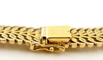 Levélmintás arany nyaklánc. 14K arany. Jelzett. 49,3g. / Large 14 C gold necklace with leaf-pattern ...