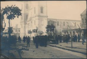 1917 Leégett Gyöngyös, Kerny István (1879-1963) fotói, 2 db, az egyiken szárazbélyegzés, kis gyűrődé...