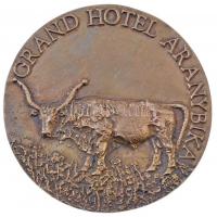 Józsa Lajos (1944-) DN "Grand Hotel Aranybika" Br emlékplakett, számozott 1/1 példány (568g/135mm) T:1- /  Hungary ND "Grand Hotel Golden Bull" Br commemorative plaque, numbered 1/1. Sign.: Lajos Józsa (568g/135mm) C:AU