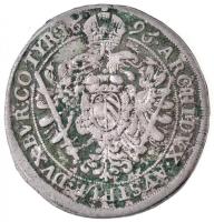 Ausztria 1696. 15kr Ag "I. Lipót" (6,11g) T:2- zöldes patina
Austria 1696. 15 Kreuzer &qu...