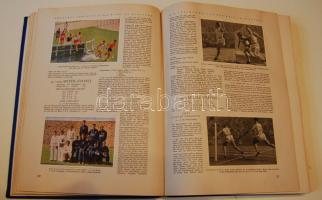 OLYMPIA 1932. Közel 200 klf. cigarettakártya előnyomott albumban / Fast 200 versch. Zigarettenkarten im Album