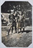 1933 Gödöllői Jamboreen készült magán fotókat tartalmazó album, kb 100 feliratozott képpel. / Jambor...