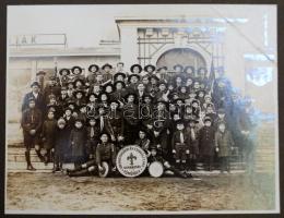 1938 A Magyar Királyi Államvasutak Dunakeszi Főműhelyéről készült képek, a MÁV tornászcsapata és cse...