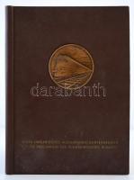 1953 Ganz Waggon- und Maschinenfabrik, katalógus. Bp., Nikex-Révai-ny. Kiadói egészvászon-mappa, réz...