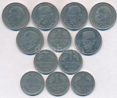 NSZK 1950-1989. 1M (6xklf) + 2M (6x) T:2,2-
FRG 1950-1989. 1 Mark (6xdiff) + 2 Mark (6x) C:XF,VF