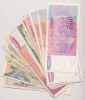 30db-os vegyes külföldi bankjegy tétel, közte Bulgária, Csehszlovákia, Jugoszlávia, Szovjetunió T:III,III- 30pcs of various banknotes, including Bulgaria, Czechoslovakia, Yugoslavia, Soviet Union C:F,VG