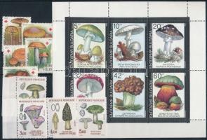 Gomba motívum 11 klf sor + 11 klf önálló érték + 1 kisív 3 db stecklapon Mushroom 11 sets + 11 stamp...