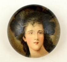 Női fejet ábrázoló üveg levélnehezék, d: 7 cm