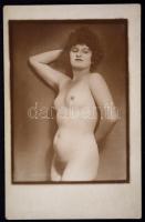 cca 1930 Erotikus akt fotó. Fotólap / Erotic nude photo postcard