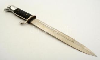 E. u. F. Horster Solingen bajonett, saját tokjában, h: 32 cm