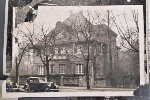 cca 1920-1960 Vegyes fotótétel, kb. 30 db, családi, és úti fotók, egy fa keretben, változó, többségé...