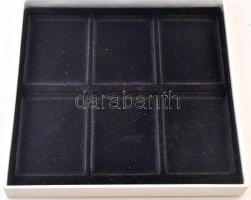 Éremtartó tok az "Akik hazájukért éltek, haltak" emlékérem sorozat érmei számára, hat férőhellyel, újszerű állapotban