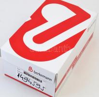 Színes műanyag borsdaráló, m: 16 cm