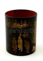 Kínai jelenettel díszített, lakkozott fa pohár, kopásnyomokkal, m: 9 cm, d: 8 cm