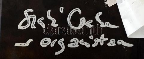 Szabó Csaba (1970-): Orgonista feketén-fehéren. Kollázs, karton, keretben, 10×10 cm