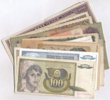25db-os vegyes magyar korona, pengő és forint, illetve külföldi bankjegy és szükségpénz tétel T:III,III-