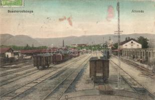 Besztercebánya, Banska Bystrica; Vasútállomás, vagonok, Karmiol kiadása / railway station, wagons (EK)