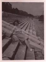 cca 1940-1960 Budapesti városképek, épületfotók, 13 db fénykép (7 vintage, 5 későbbi nagyítás), 10x2...