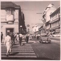 cca 1960 Miskolc, Széchenyi utca, 1-es villamos, vintage fotó Kotnyek Antal (1921-1990) fotóriporter hagyatékából, 13x12,5 cm