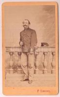 cca 1864 F. Troester műtermében készült, feliratozott (de nehezen olvasható) magyar katona fényképe vizitkártya méretben, a Marzsó család rokoni, vagy baráti köréből, 10,5x6,5 cm