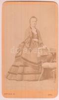 1871 Ronay Mihály főispán neje, feliratozott, vizitkártya méretű fénykép, Divald Károly eperjesi műterméből, 10x6 cm
