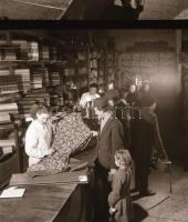 1958 Békéscsaba, városképek, utcai fotók, életképek, 34 db szabadon felhasználható vintage negatív K...