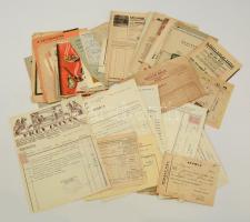 cca 1930-1945 Vegyes papírrégiség tétel: 31 db számla köztük díszes fejléces számla, kb. 60 db reklámlap és levél