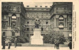 Budapest VI. Andrássy úti körönd, Bethlen Gábor szobor