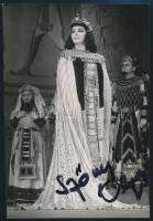 Szőnyi Olga (1933-2013) operaénekesnő aláírása egy őt ábrázoló fotón, 13x9 cm. / autograph signature
