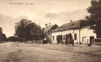 Hernádnémeti, Fő utca Hangya üzlettel. Hátoldalon "156. sz. Bors Vezér Cserkészcsapat Miskolc" pecséttel