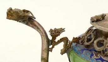 Jádéval és zománccal díszített fém teáskanna, tetején apró majom figurával, m: 10 cm