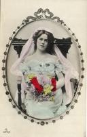 15 db RÉGI megíratlan motívumos képeslap: hölgyek / 15 pre-1945 unused motive postcards, ladies