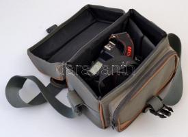 Canon EOS 1000F analóg fényképezőgép Zoom lens 35-80 mm 1:4-5,6 objektívvel, hordszíjjal, táskával