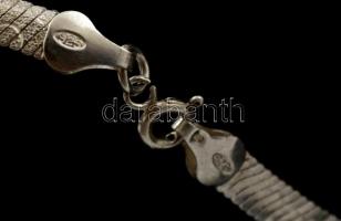 Ezüst(Ag) mintás lapos nyaklánc, jelzett, h: 41 cm, nettó: 17,4 g