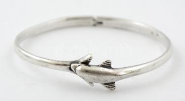 Ezüst(Ag) delfines karperec, jelzett, 6x5 cm, nettó: 19,5 g
