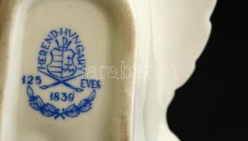 Herendi Viktória mintás leveles tálka, kézzel festett, jelzett, kopásnyomokkal, 15,5×8×4 cm