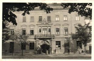 Sopron, Pesti Magyar Kereskedelmi Bank, Foto Kuntzl, Lenck Samu utóda Varga Ferenc üzlete (EK)