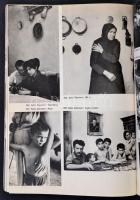 6 db fotózással kapcsolatos könyv: Sevcsik Jenő: Fényképészeti ismeretek, Sevcsik Jenő: Fényképezés,...