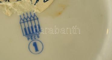 Zsolnay néptáncos lány, kézzel festett, jelzett, hibátlan, m: 22,5 cm