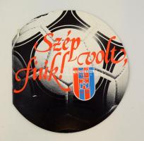 1985 Szép volt fiúk! A Videoton diadalmenete képekben az UEFA kupán a döntőig, (ahol a második lett) kommentárral. Videoton induló (Vidi vidi Videoton) kislemez melléklet.