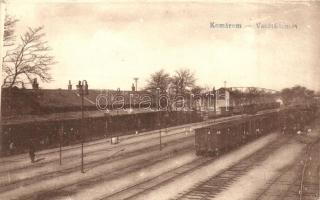 Komárom, Komárno; vasútállomás, vagonok, gőzmozdony / railway station, wagons, locomotive (EK)