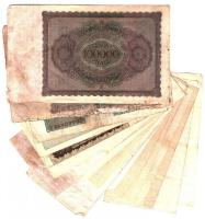 Németország / Weimari Köztársaság 1920-1923. 22db-os vegyes bankjegy tétel T:III,III-
Germany / Wei...