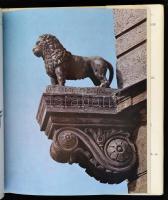 Csatkai Endre: Cégérek. Bp., 1971, Corvina. Kiadói egészvászon kötésben, papír védőborítóval