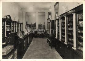 Budapest V. Szervita tér, Dr. Nagy Béla belvárosi Gyógyszertára, belső